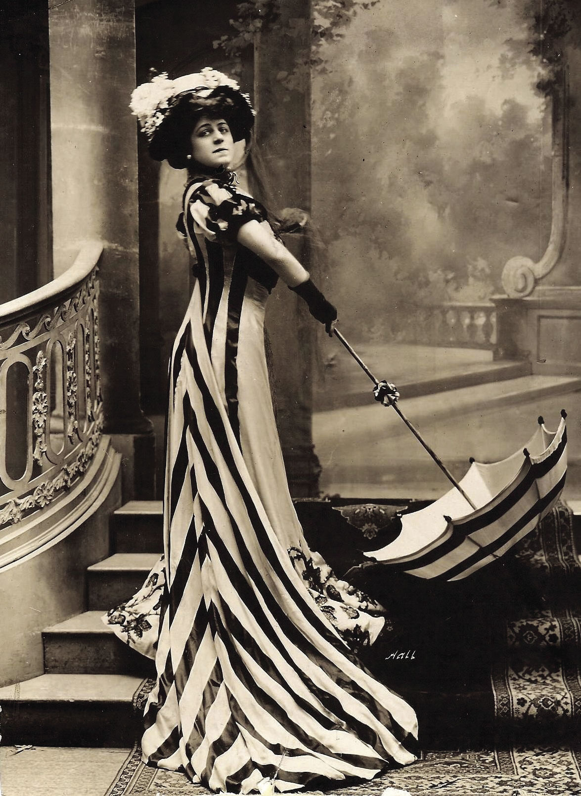 Valeska Surratt.jpg